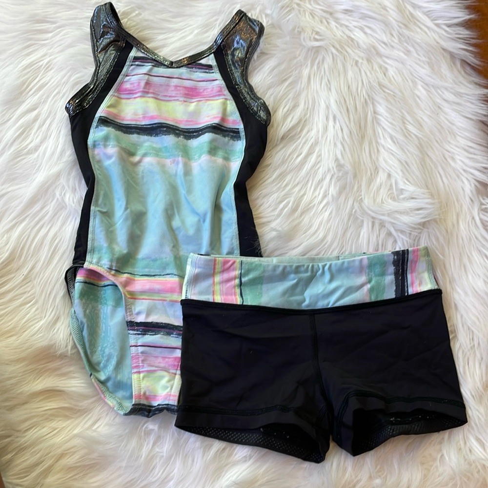 Ivivva gymnastics set